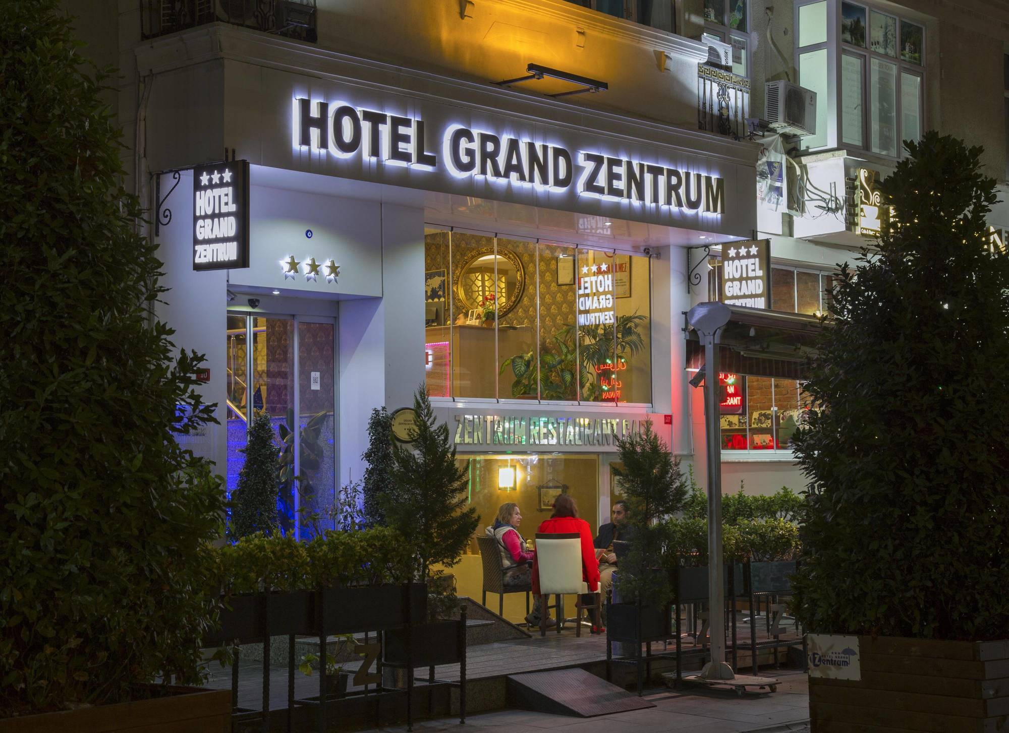 Grand Zentrum Hotel & Cafe Restaurant - Taksim Square Istambul Extérieur photo