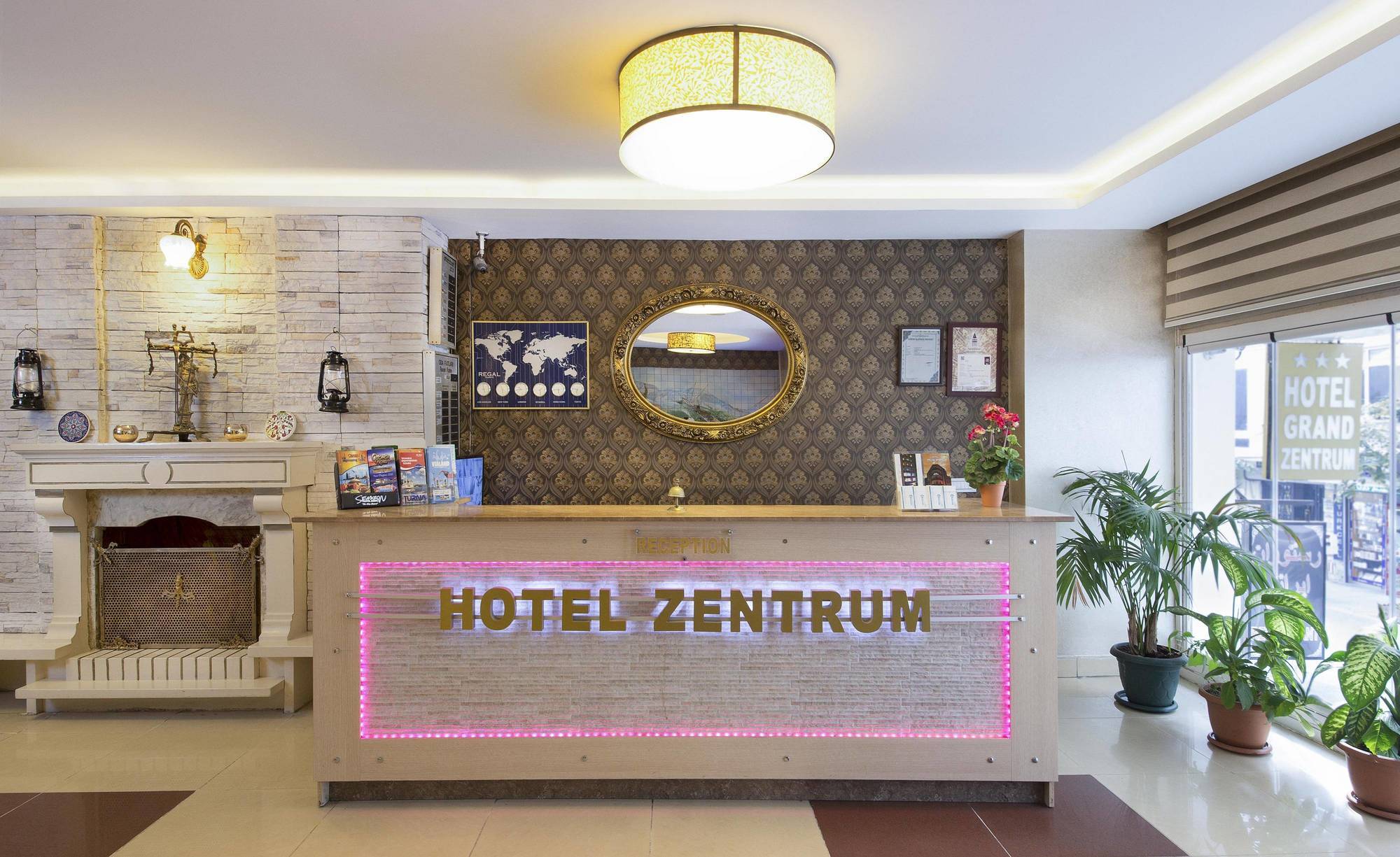 Grand Zentrum Hotel & Cafe Restaurant - Taksim Square Istambul Extérieur photo